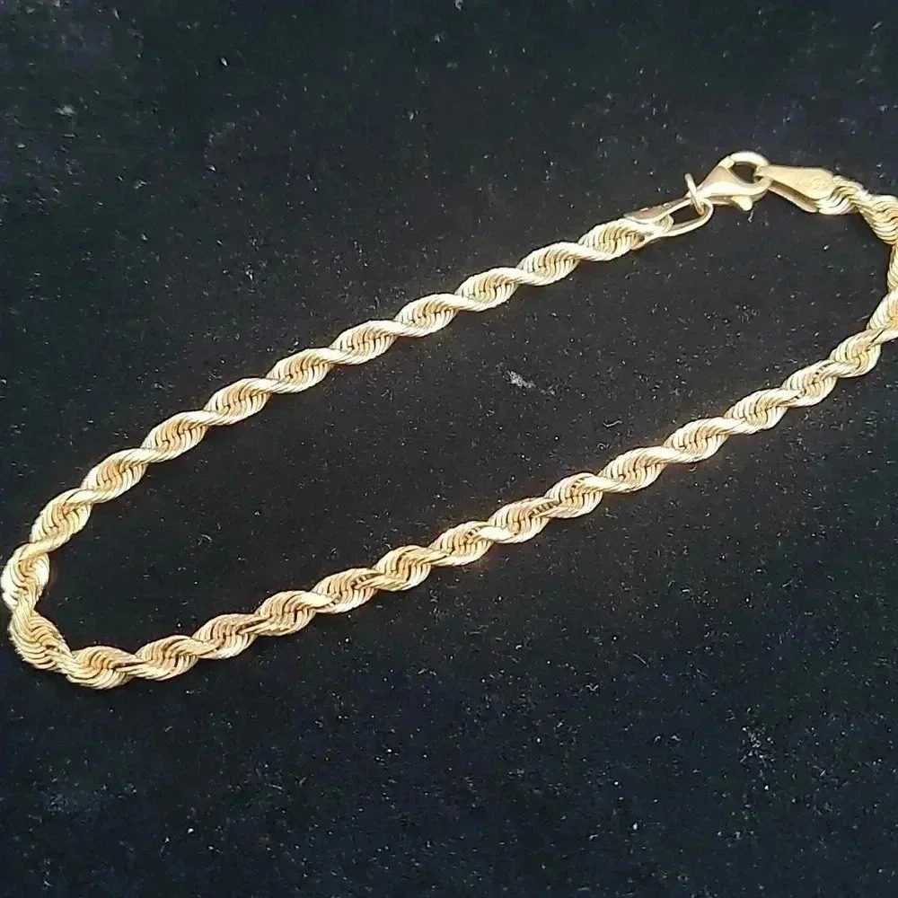 7 1/2" 10k gold Rope chain bracelet